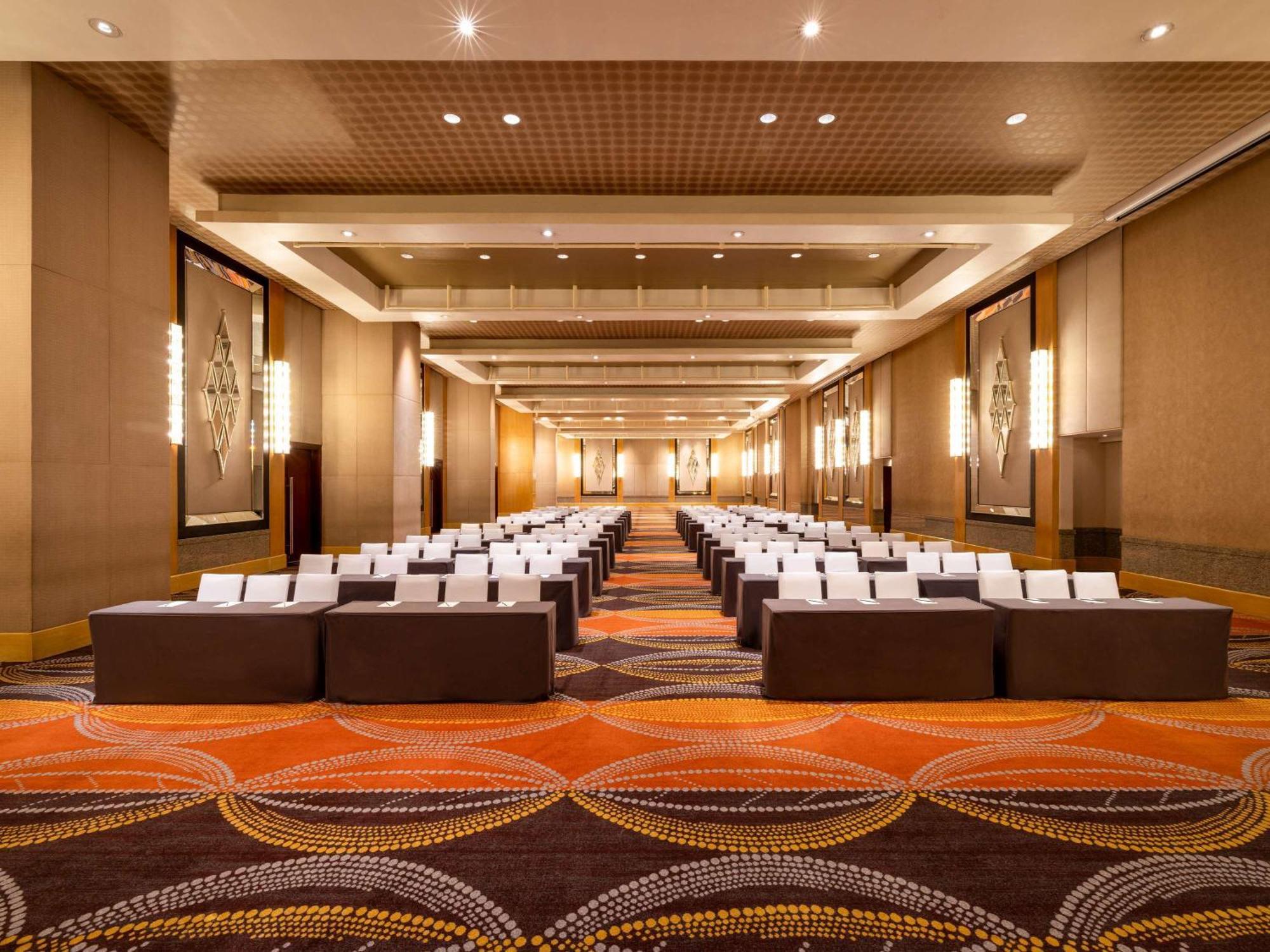 Hotel Fairmont Makati Makati City Exterior foto The ballroom