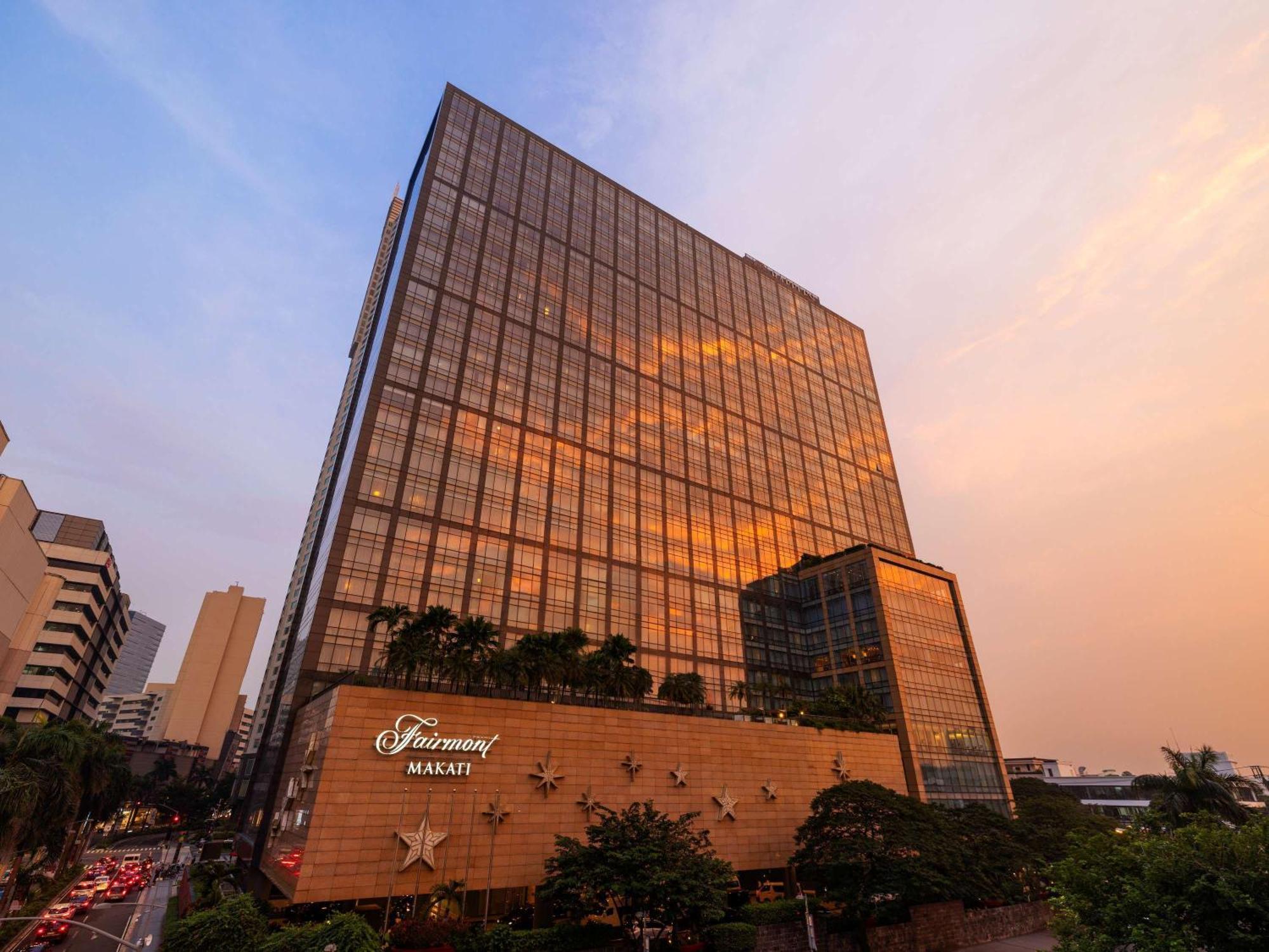Hotel Fairmont Makati Makati City Exterior foto The Narai
