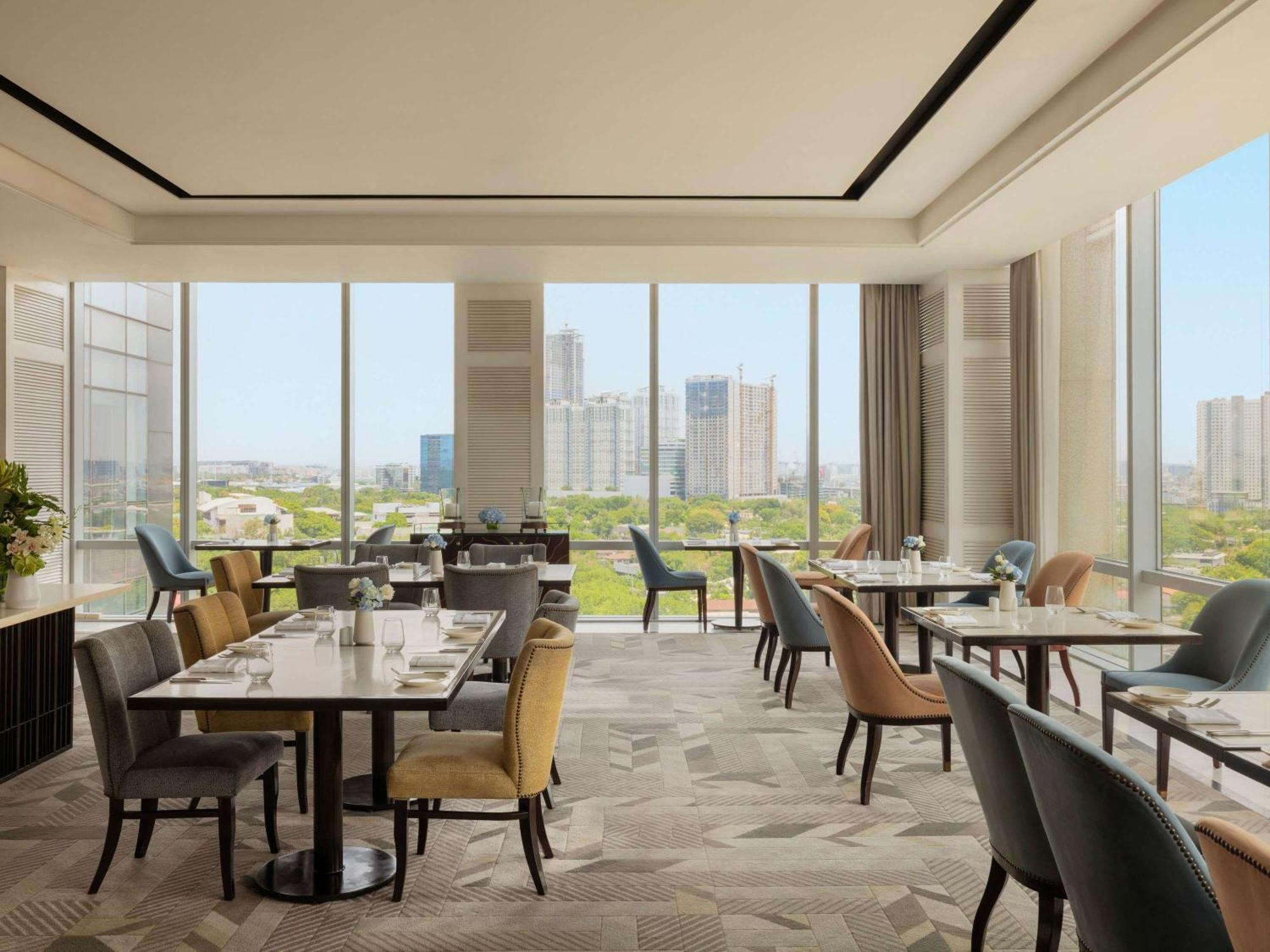 Hotel Fairmont Makati Makati City Exterior foto