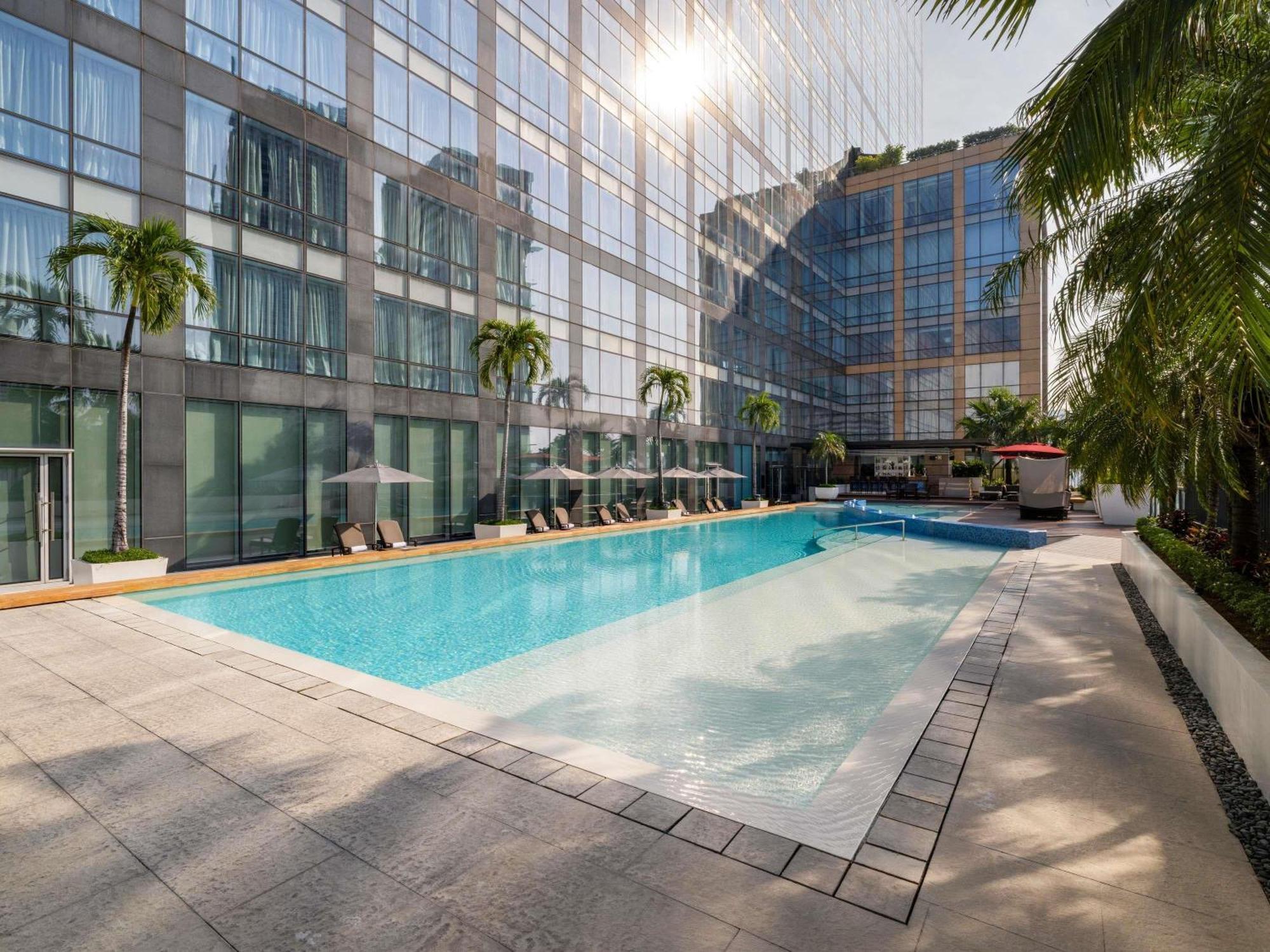 Hotel Fairmont Makati Makati City Exterior foto